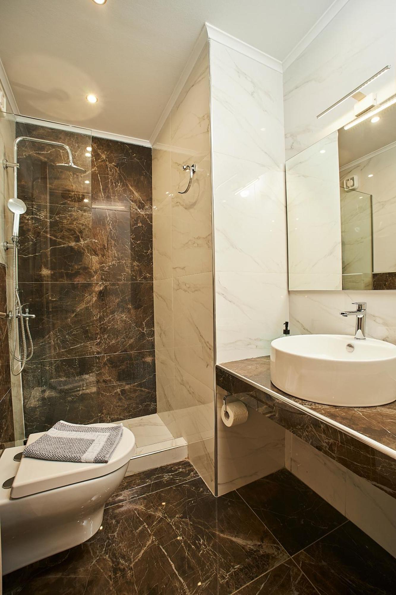 Marble Shine Apartment Near The City Center By Binobi! Θεσσαλονίκη Εξωτερικό φωτογραφία
